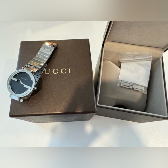 Gucci watch - Picture 2 of 4